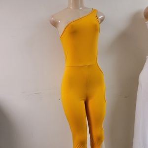 Gold jumper with side holes